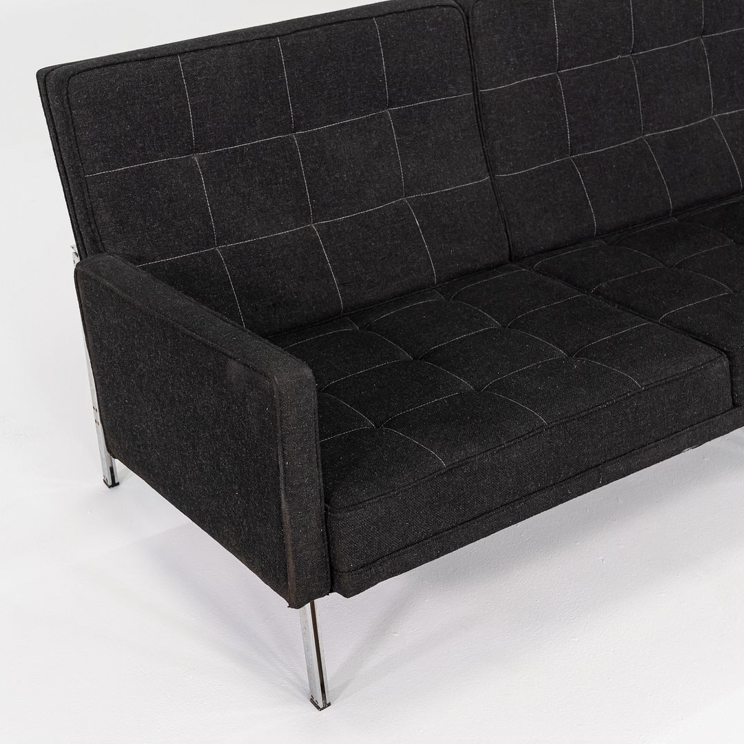 Parallel Bar System Sofa