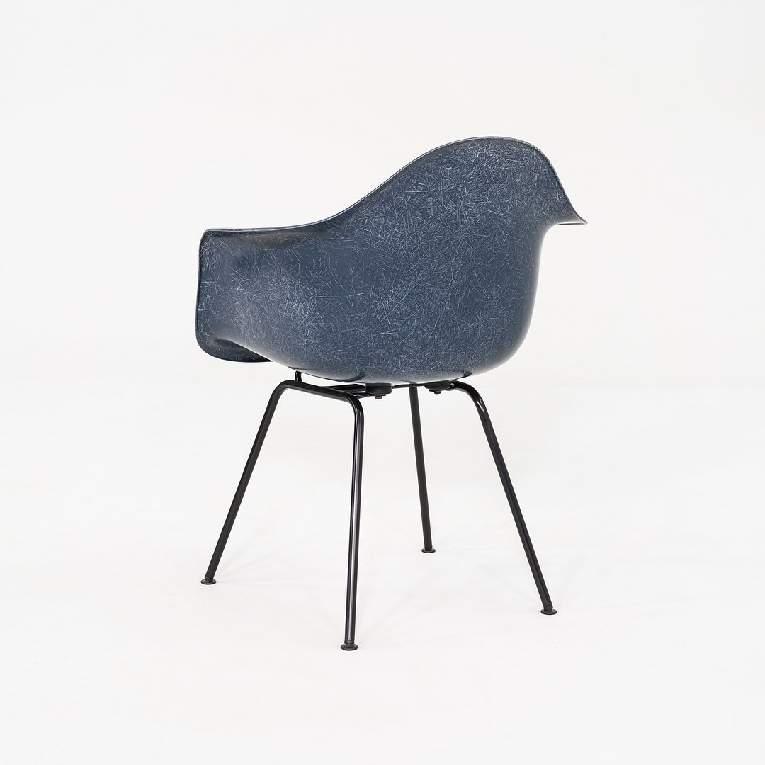 DAX Chair