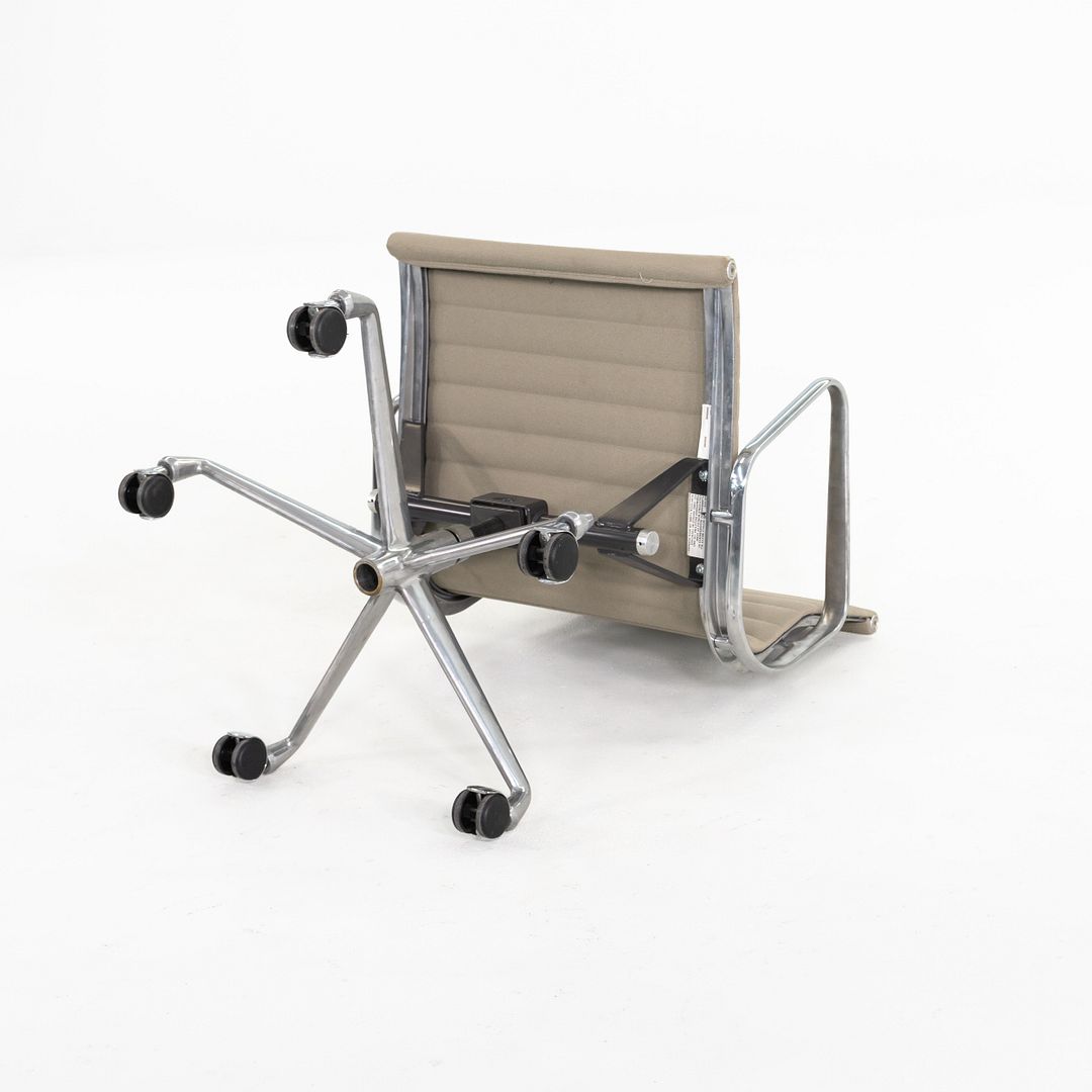 Aluminum Group Management Desk Chair, Model EA335