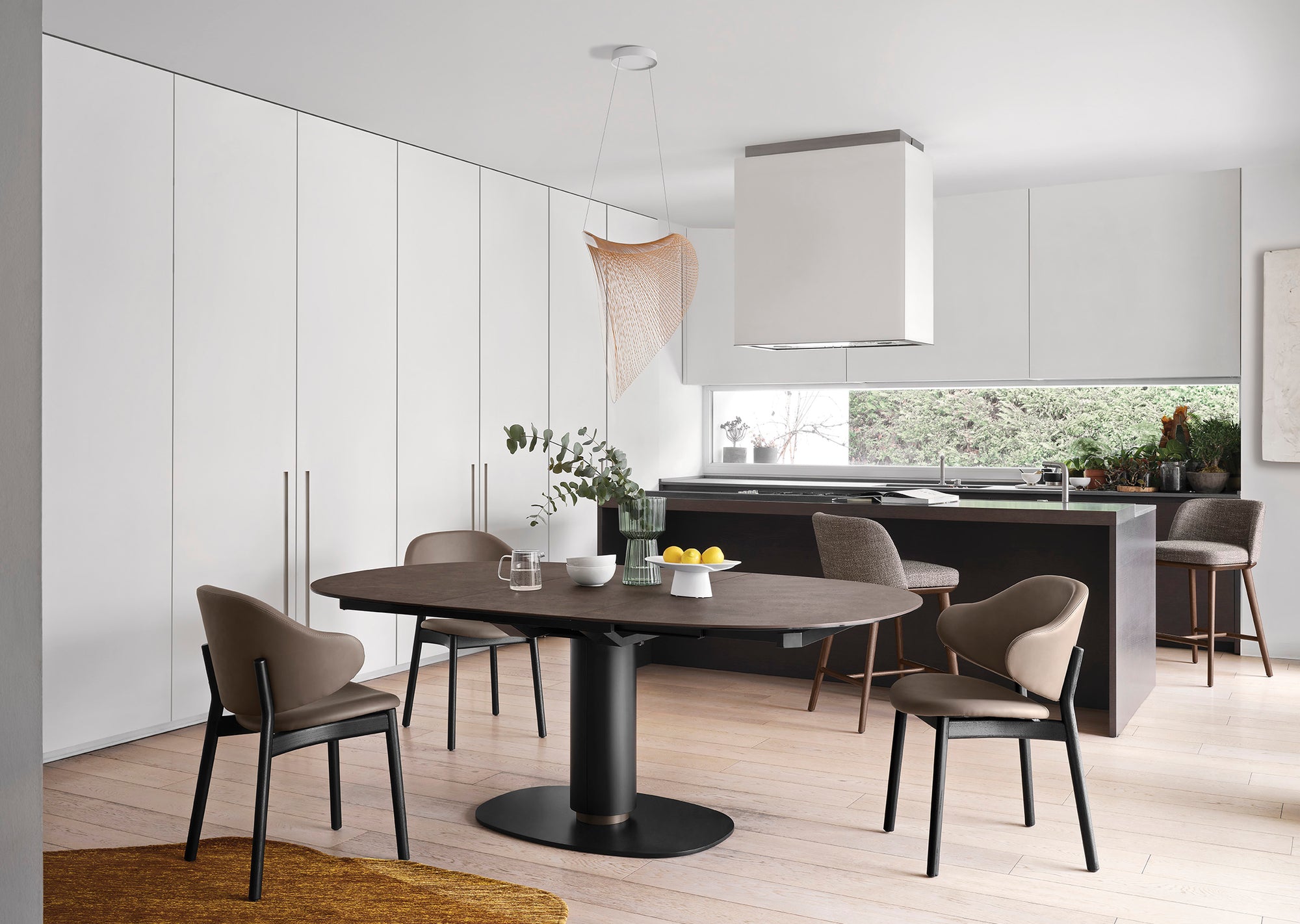 Illan LED Chandelier