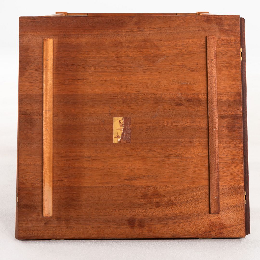 Butler's End Table