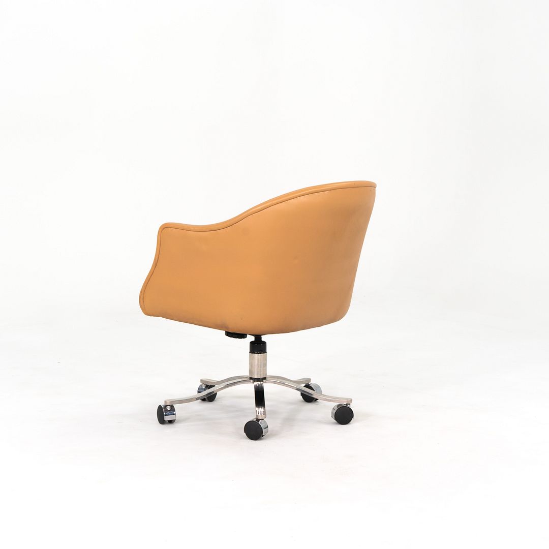 Alpha Bucket Desk Chair