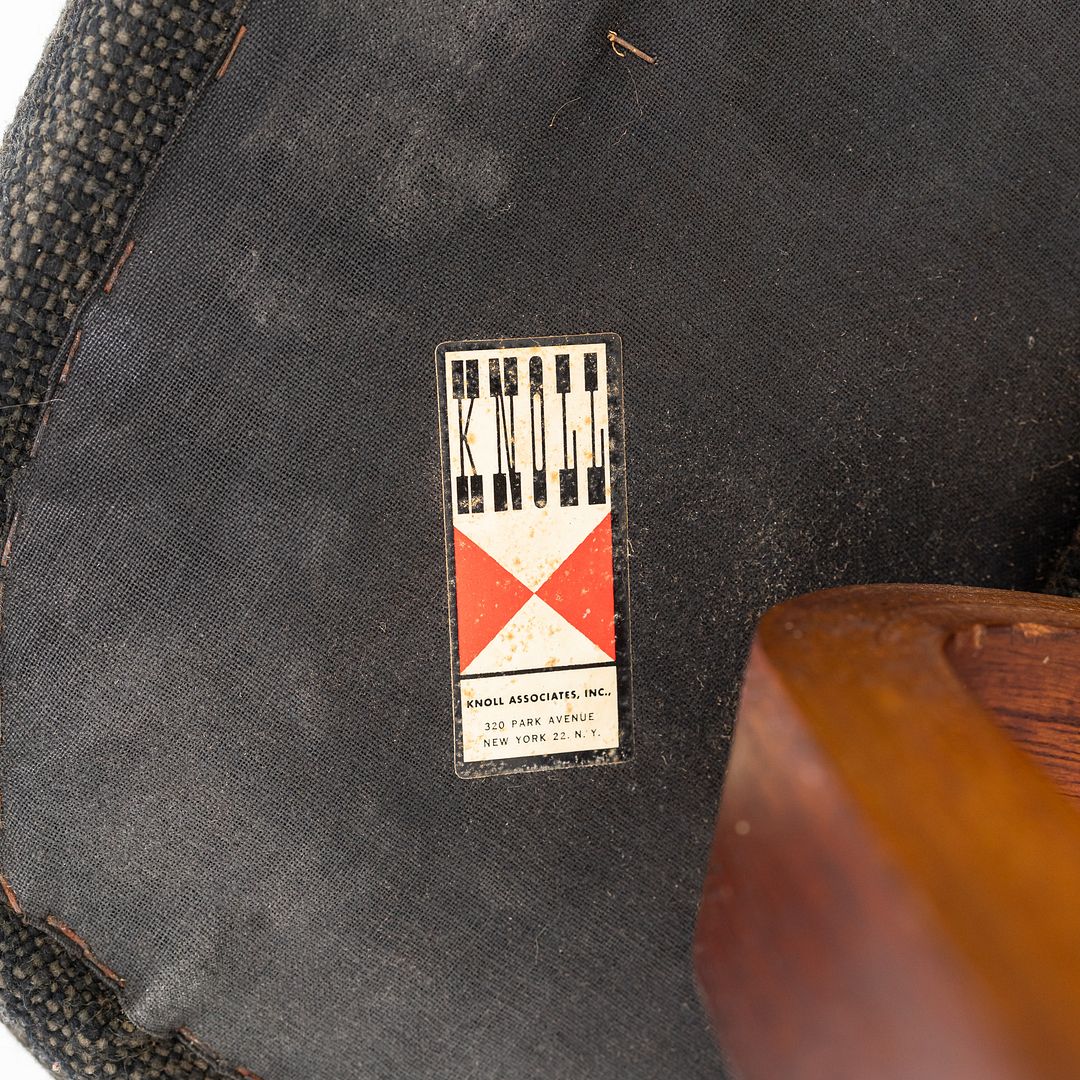 Saarinen Executive Side Chair