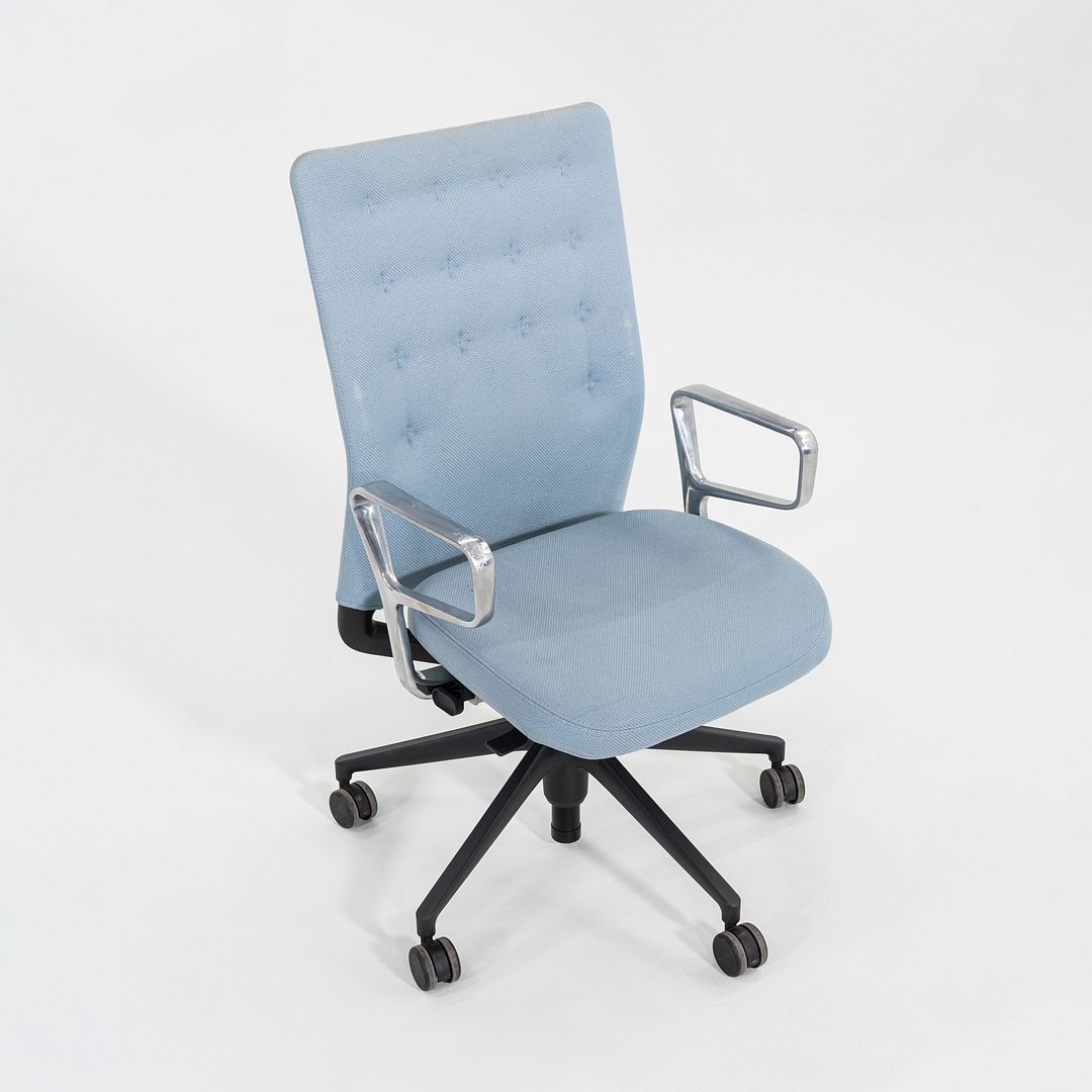 ID Trim Desk Chair