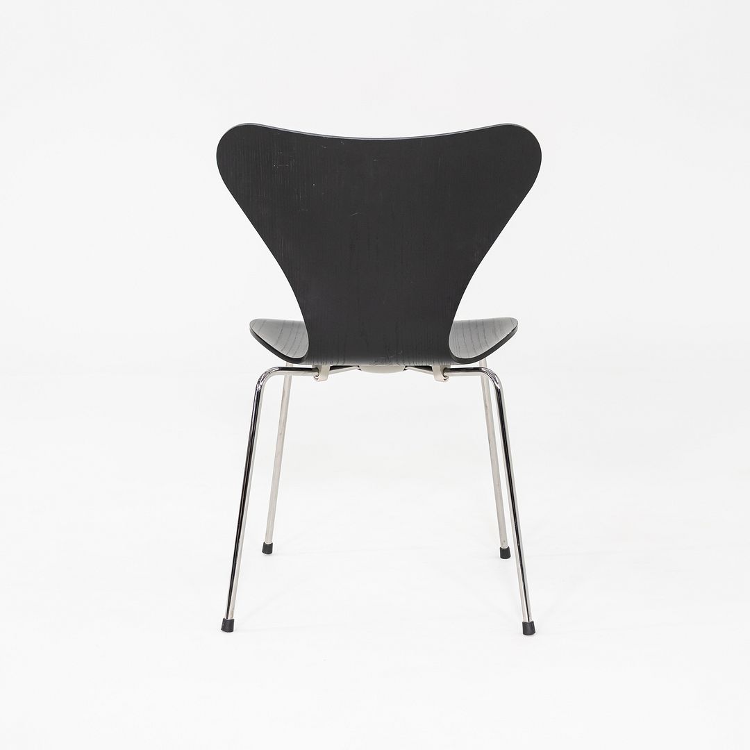 Series 7 Chair, Model 3107