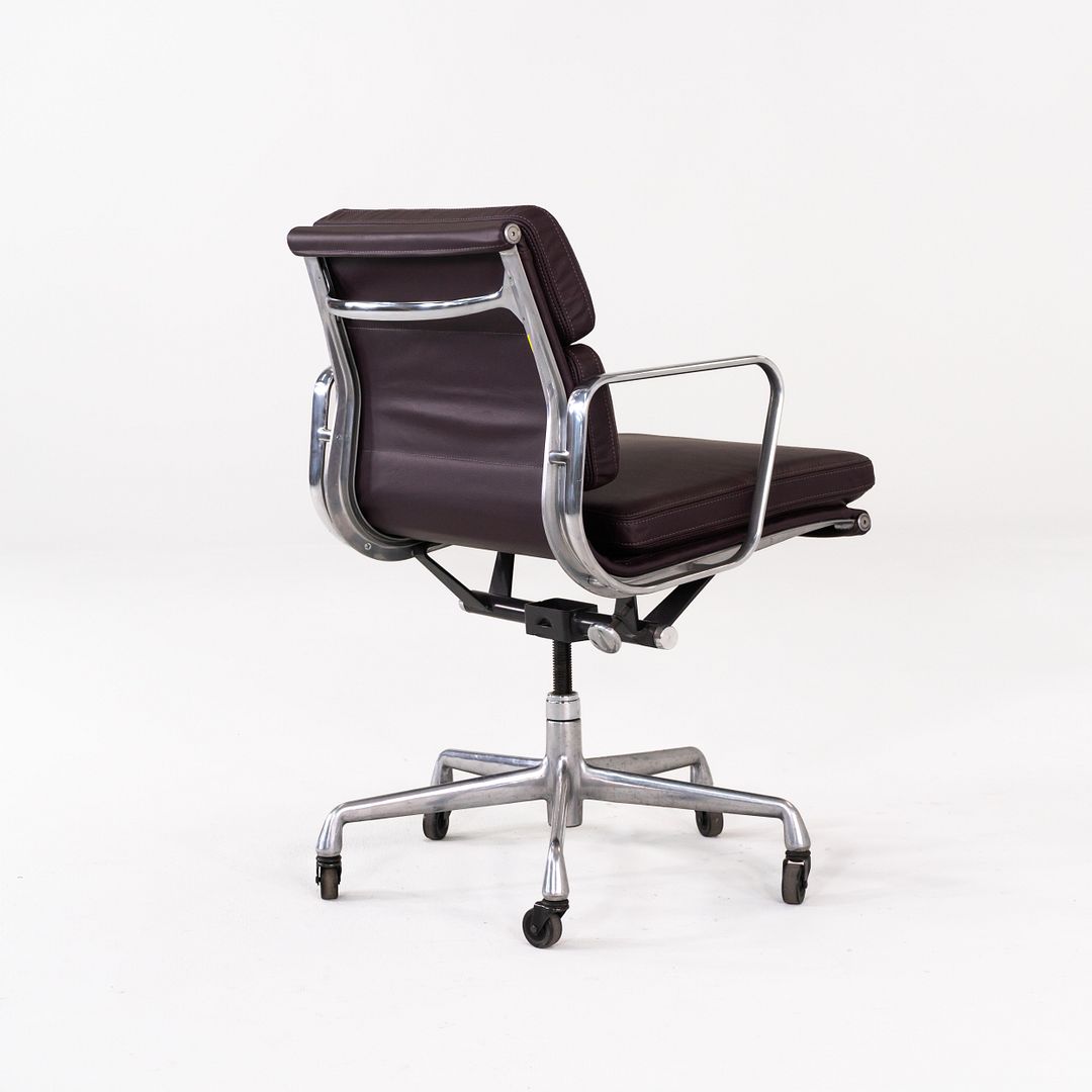 Eames Soft Pad Management Desk Chair, Model EA435
