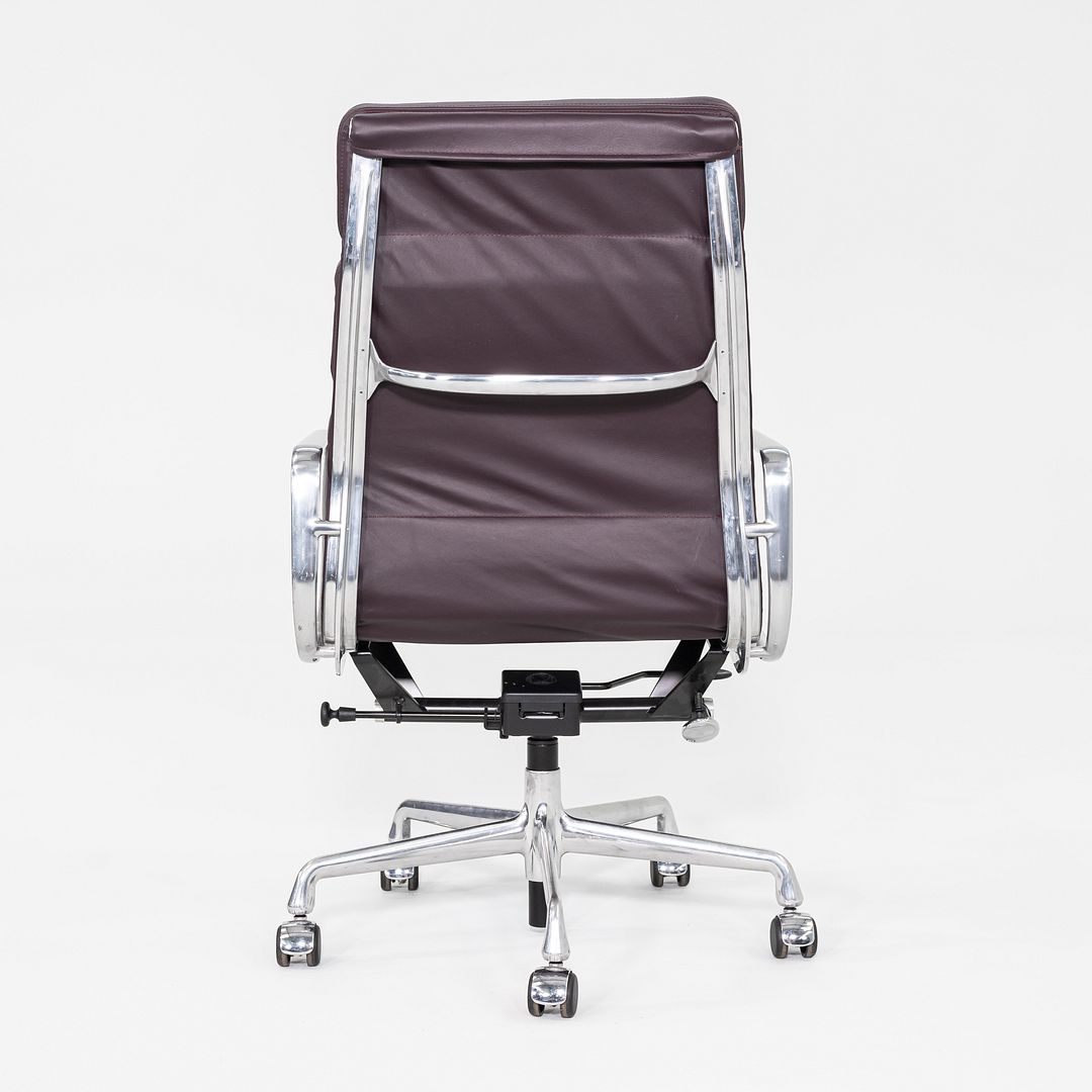 Soft Pad Executive Chair, EA437