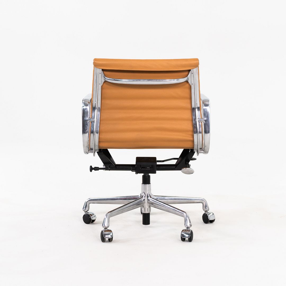 Aluminum Group Management Chair, EA335