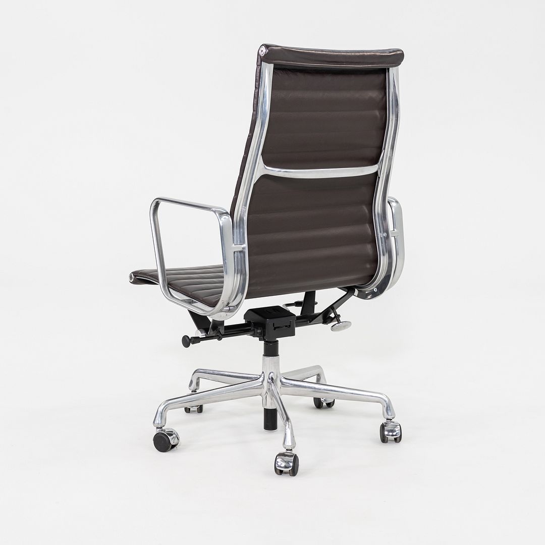 Aluminum Group Executive Desk Chair, Model EA337