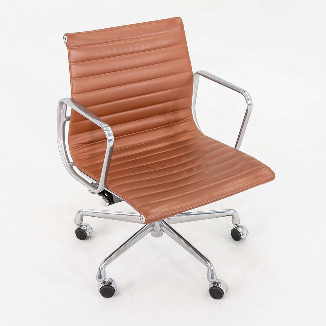 Aluminum Group Management Desk Chair, Model EA335