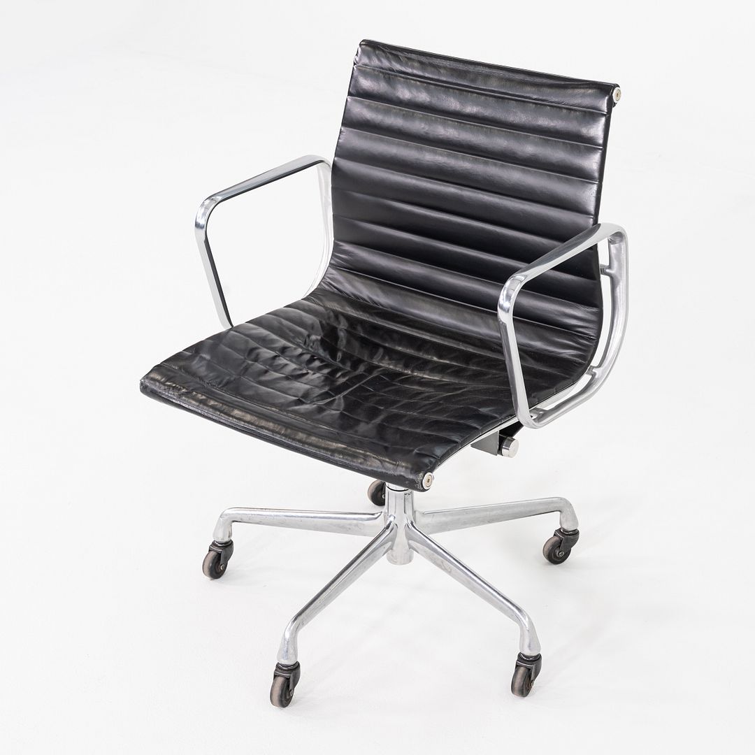 Aluminum Group Management Desk Chair, Model EA335