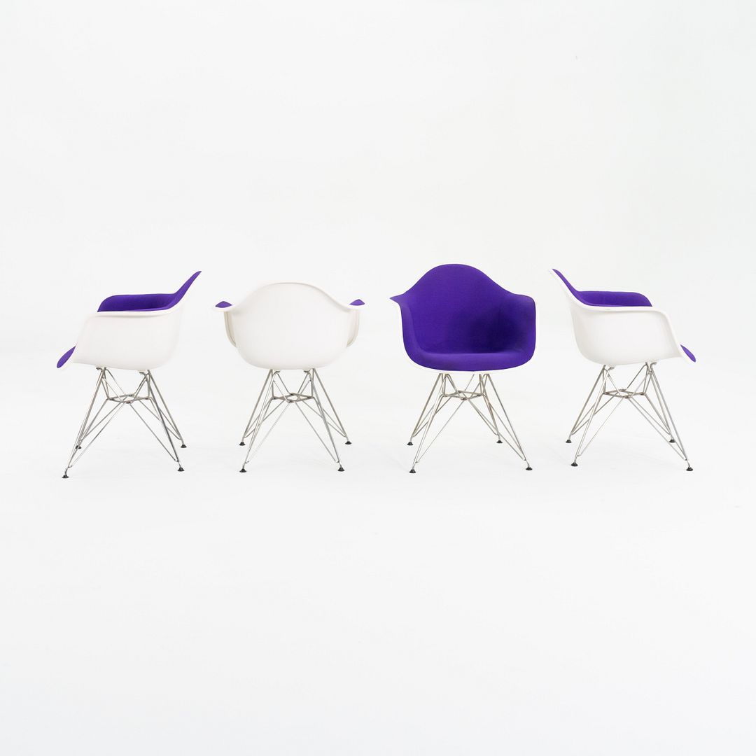 DAR Armchair