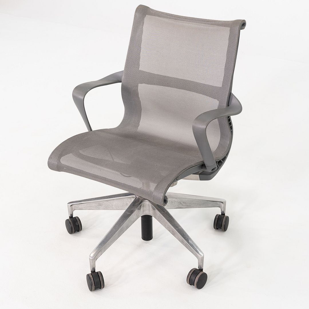 Setu Desk Chair