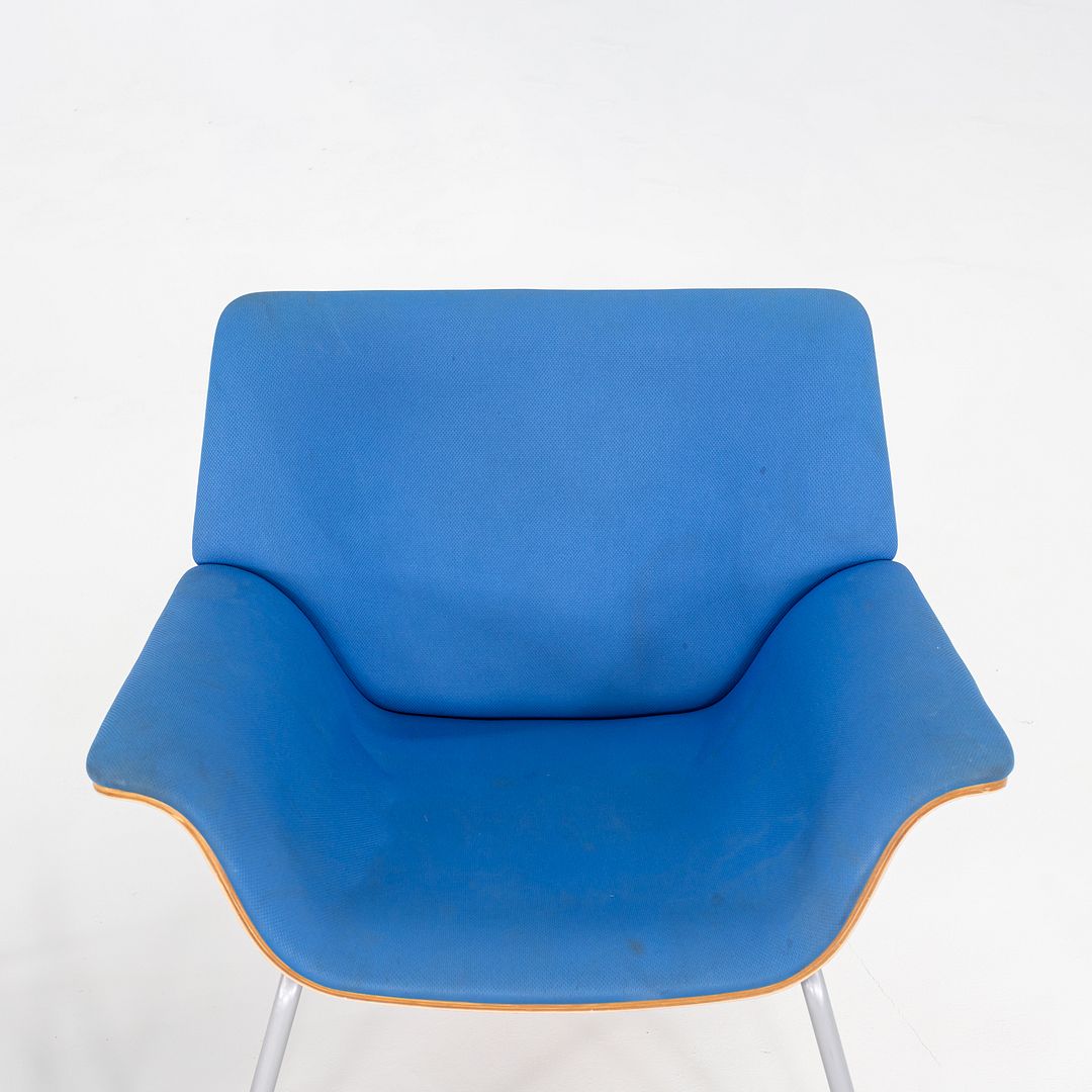 Swoop Lounge Chair