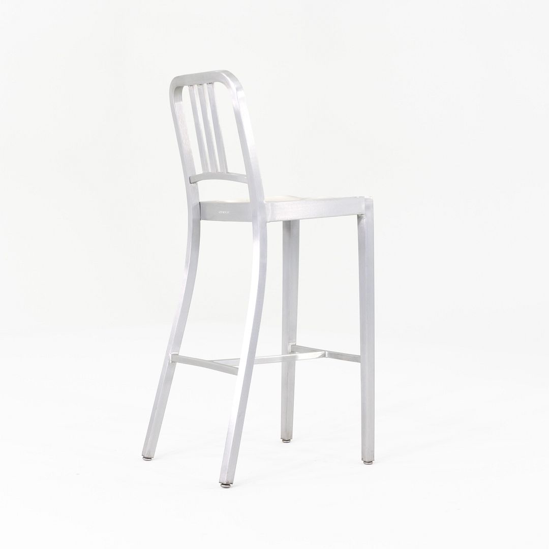 1006 Navy Bar Stool