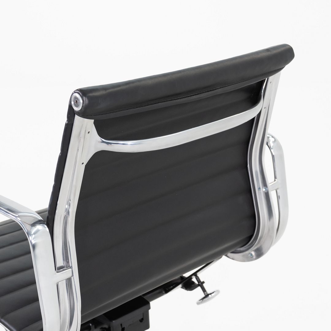 Aluminum Group Management Desk Chair, EA335