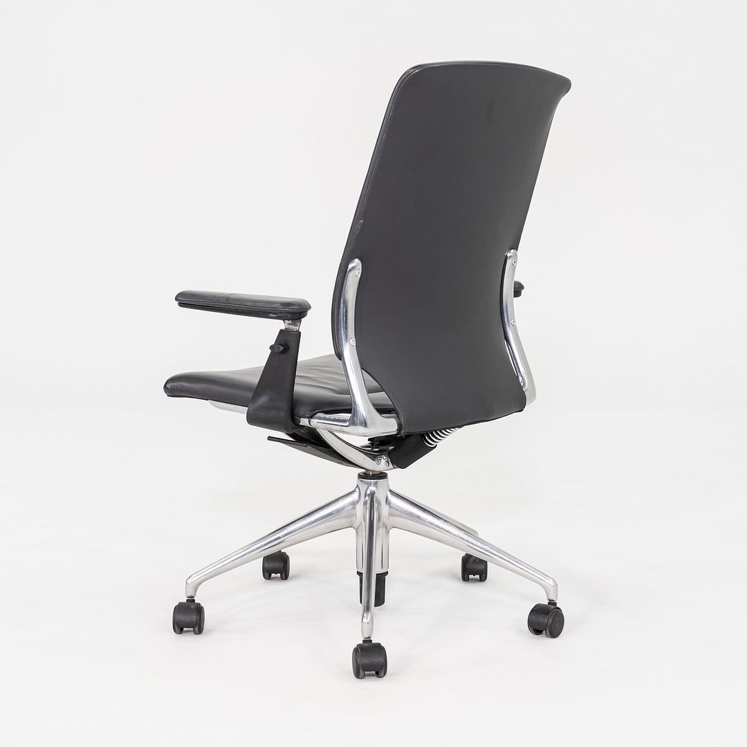 Meda Desk Chair
