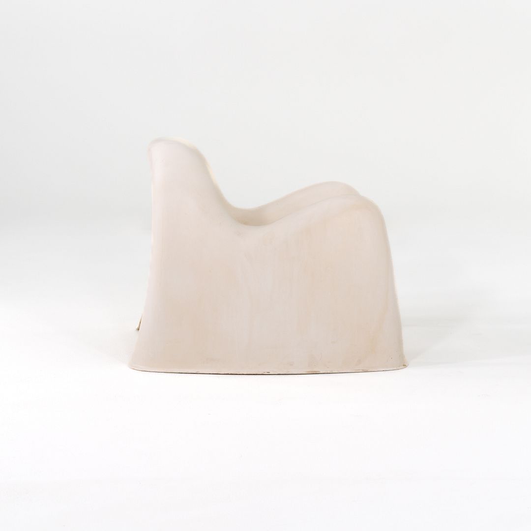 Toga Lounge Chair