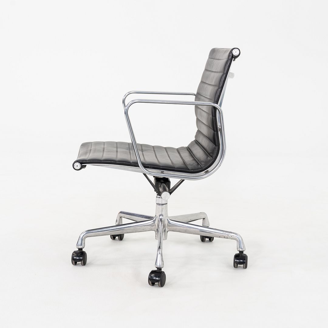 Aluminum Group Management Desk Chair, Model EA335