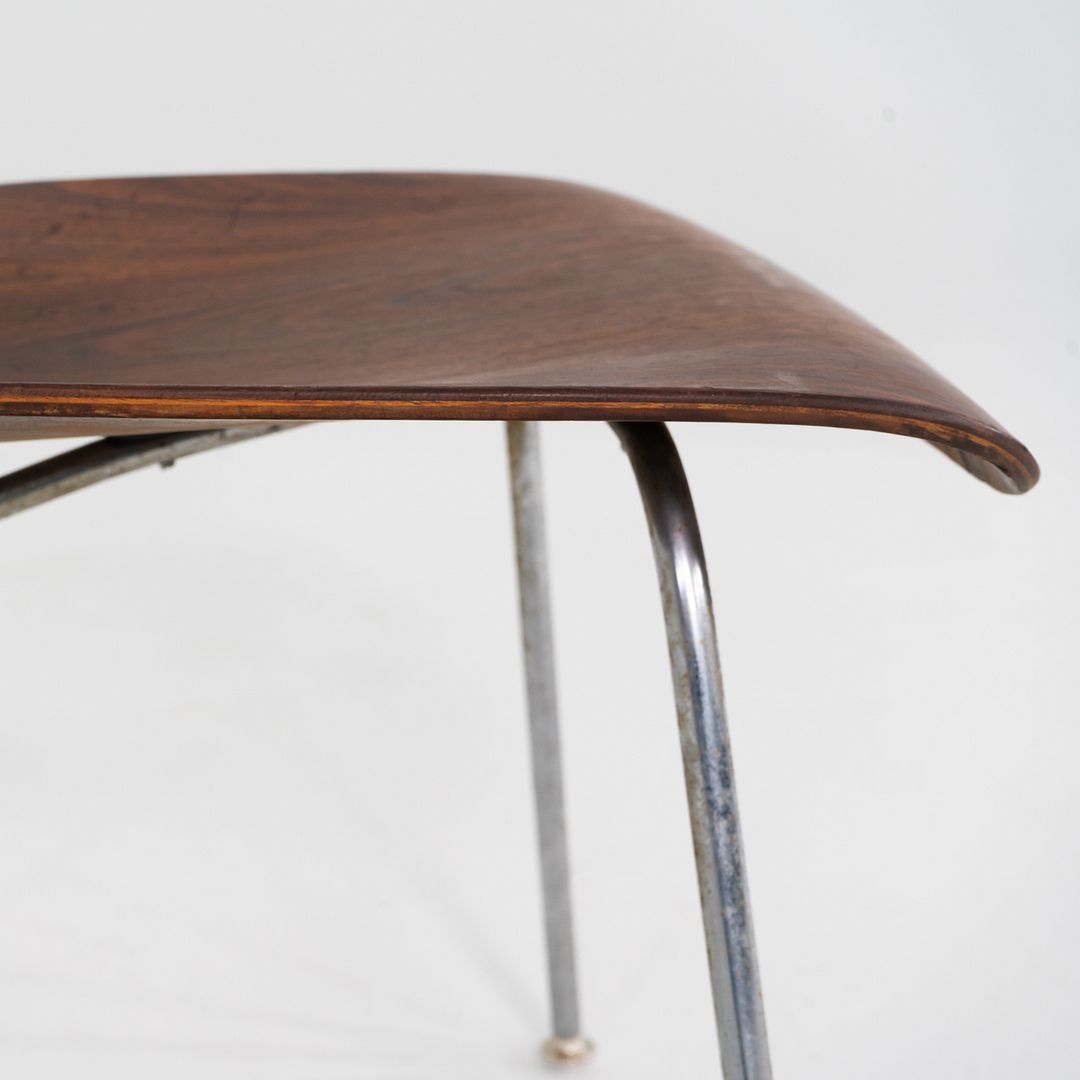 DCM Chair