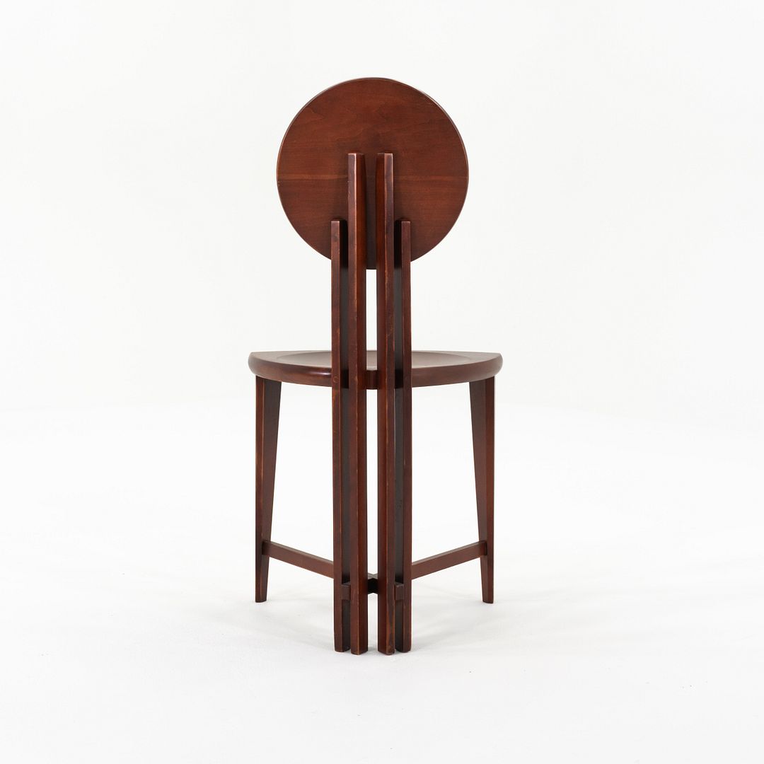 Circle-Back Chair