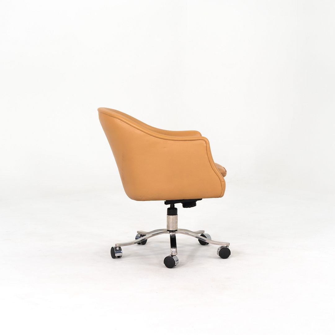 Alpha Bucket Desk Chair