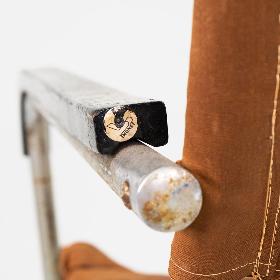 B34 Armchair