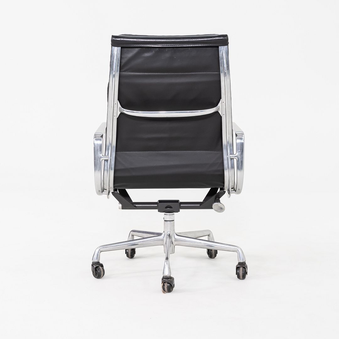 Soft Pad Executive Desk Chair, EA437