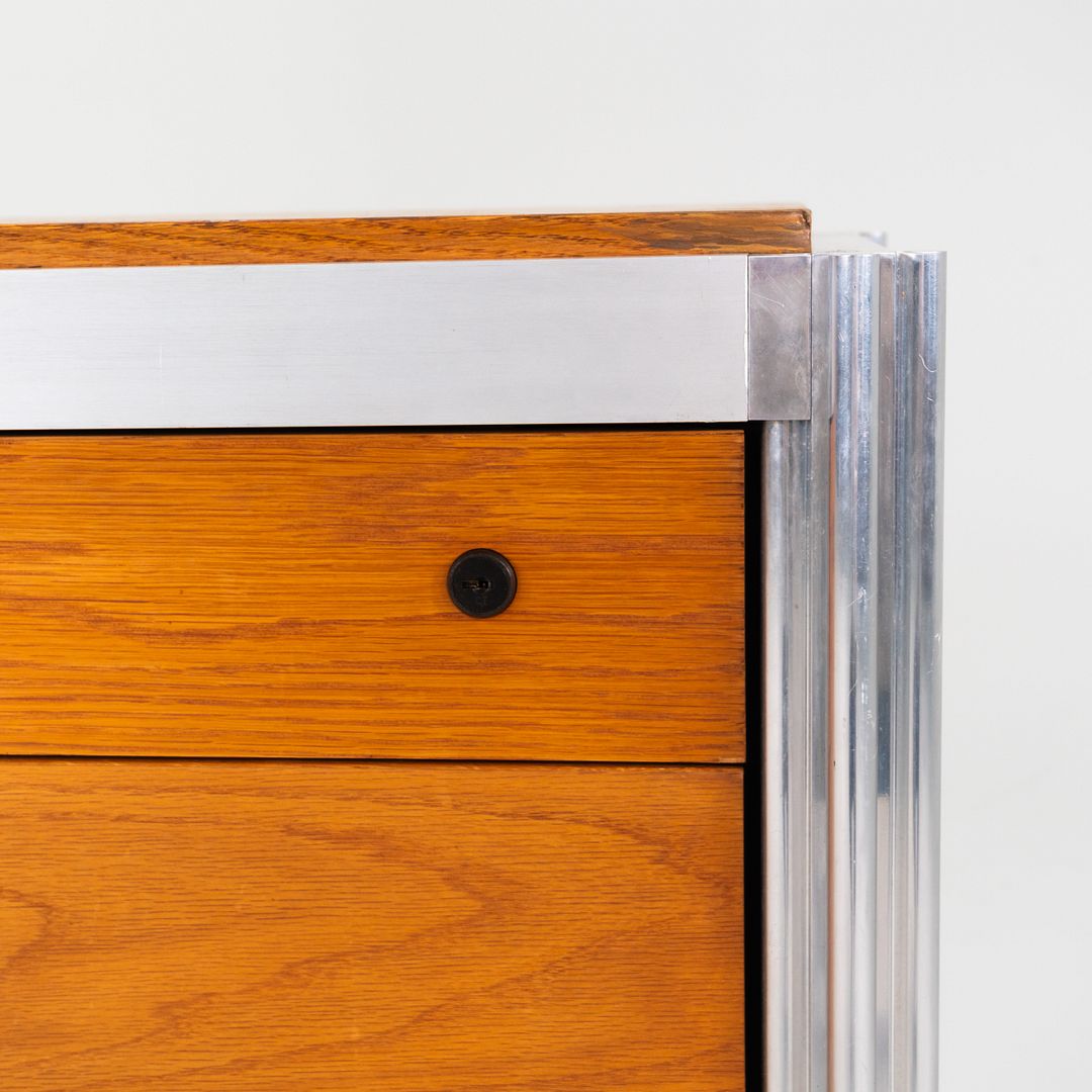 Quadrilobe 4-Postion Credenza