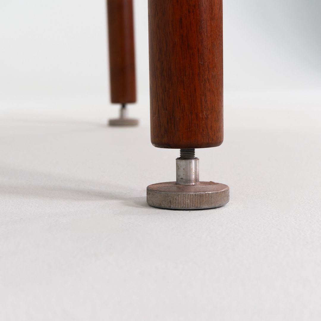 Round Dining Table