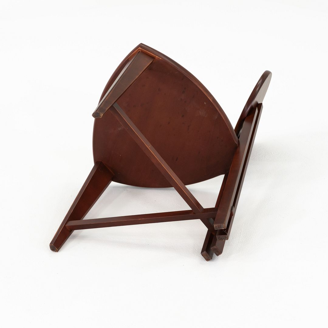 Circle-Back Chair