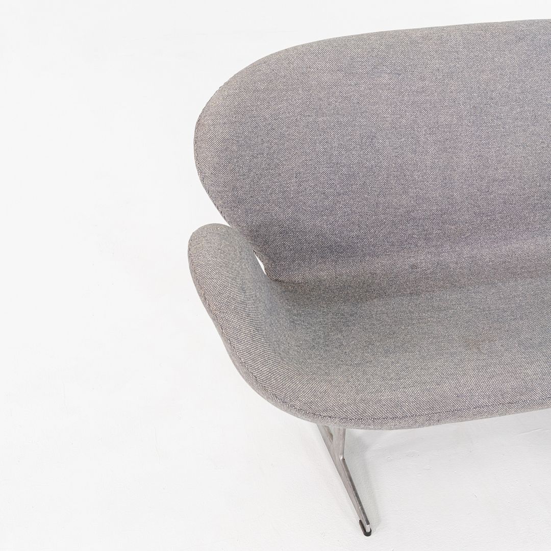 Swan Sofa