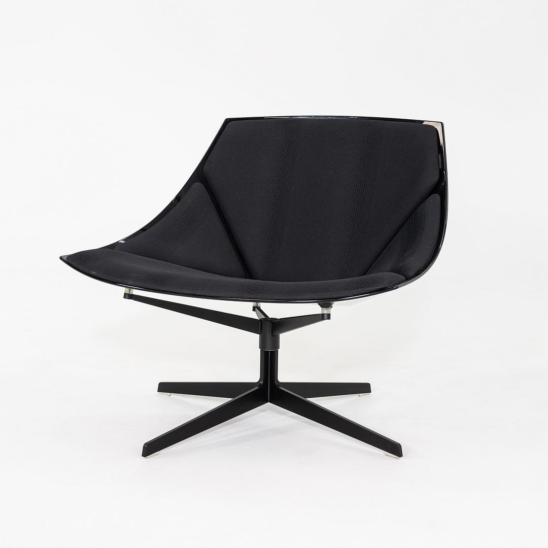 Space Lounge Chair