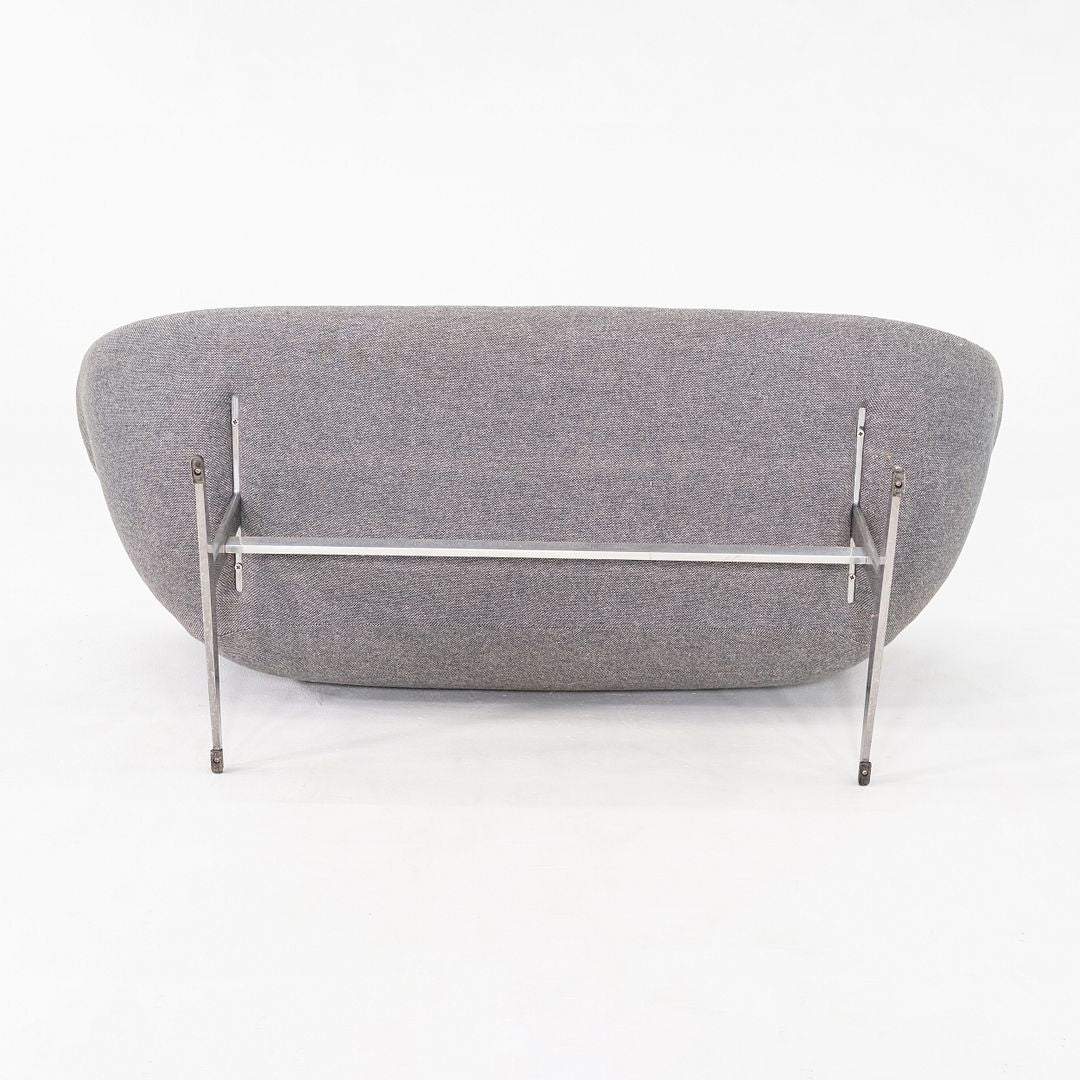 Swan Sofa