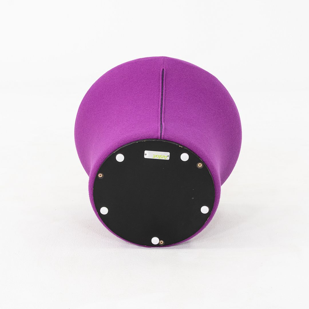 P560 Foot Stool