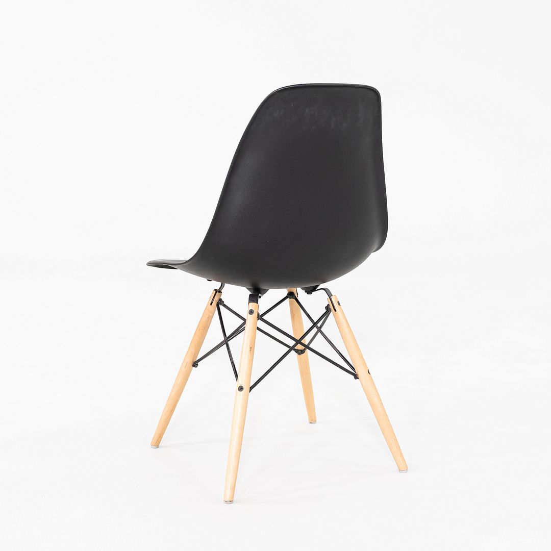 DSW Side Chair with Dowel Base