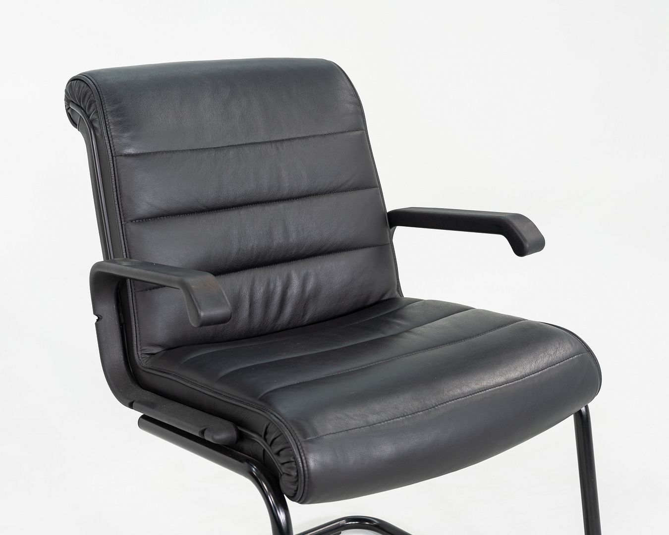 Knoll Executive Side Chair