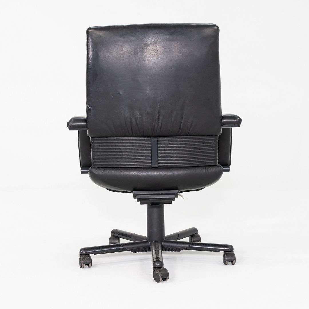 Figura Desk Chair