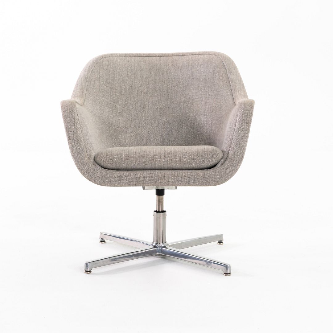Bumper Lounge Chair with Arms