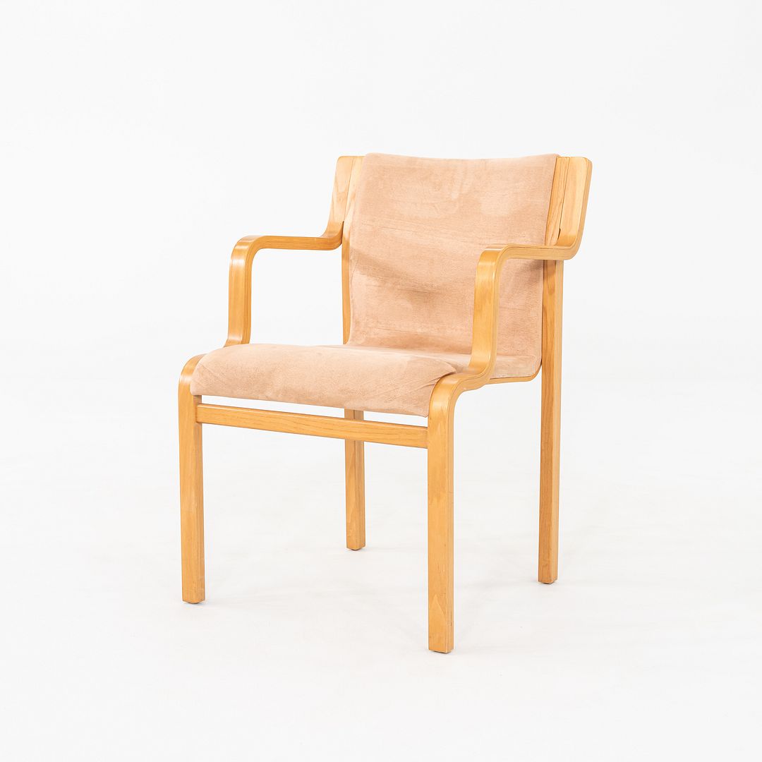 Opalen Chair