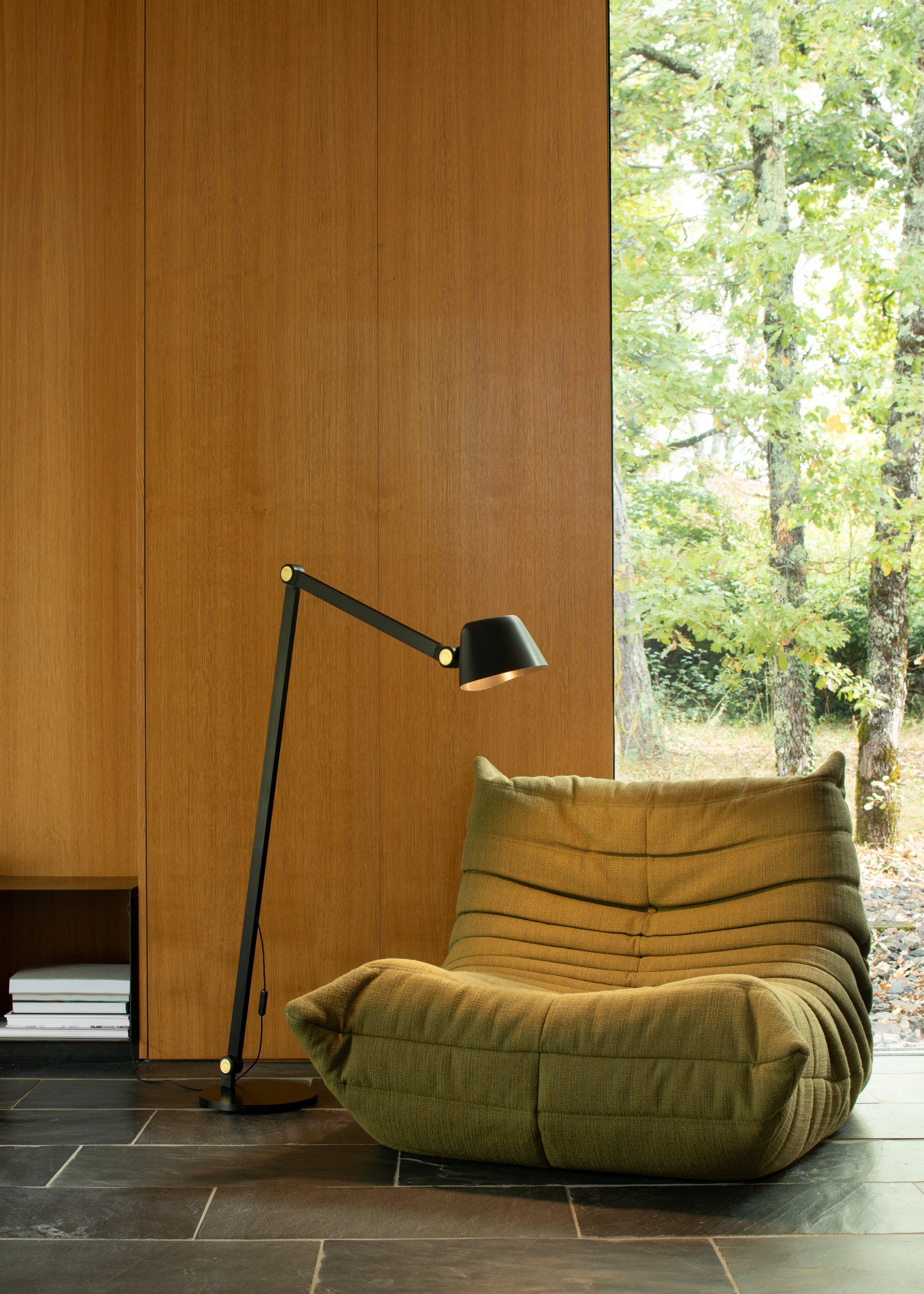 Modular Neo Floor Lamp — Oval