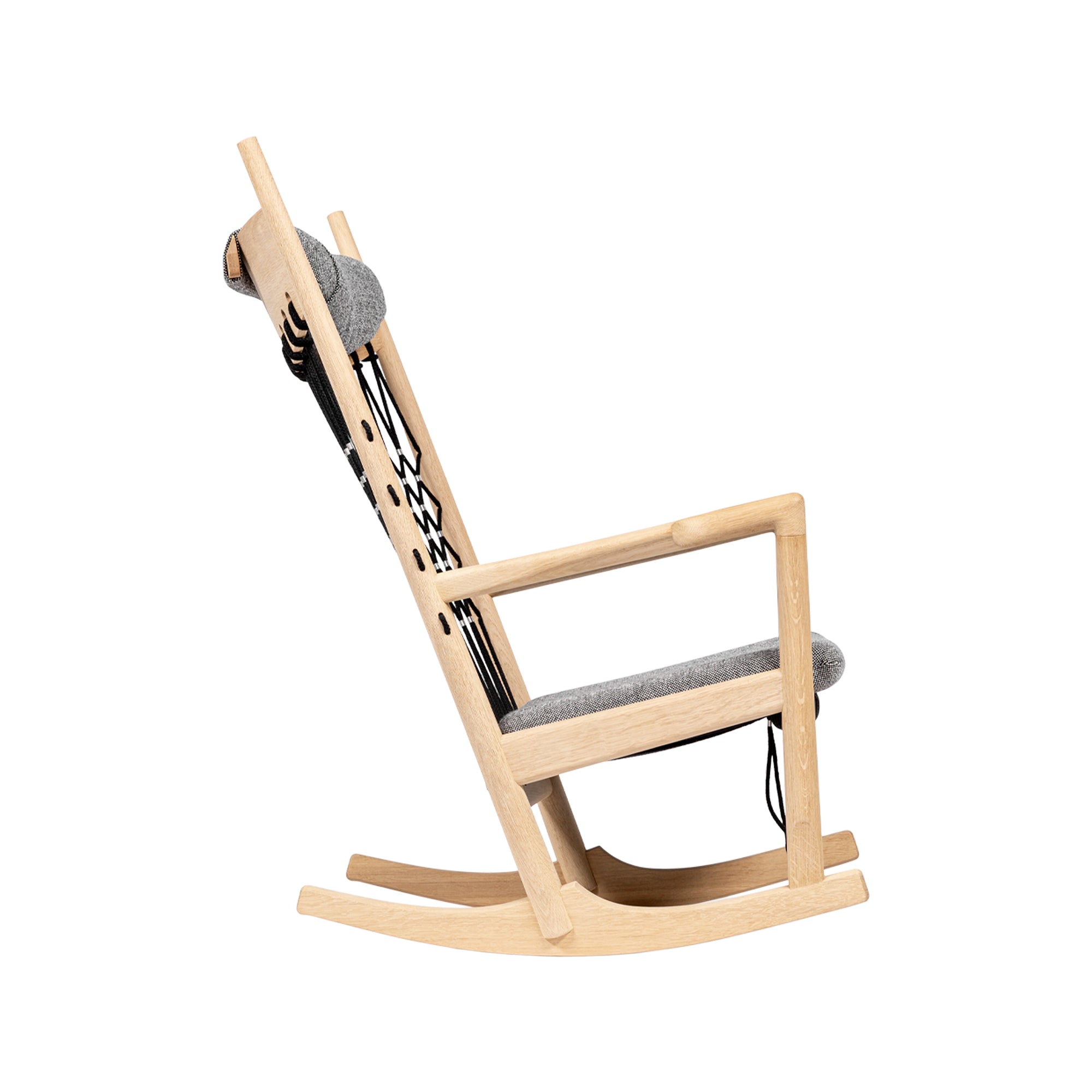 PP124 Rocking Chair
