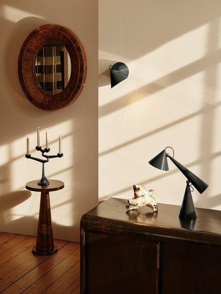 Pose Task Lamp