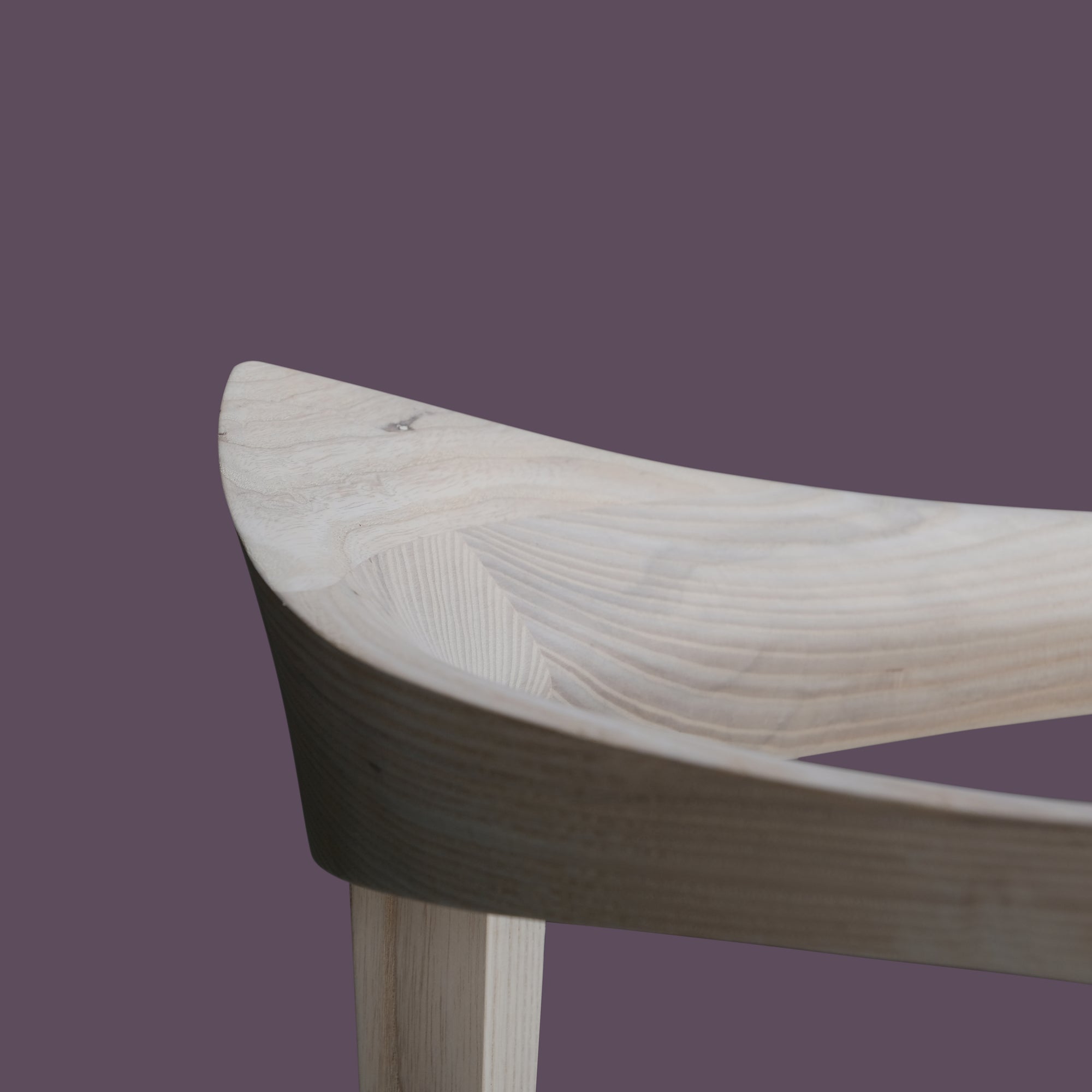 L01 Armchair