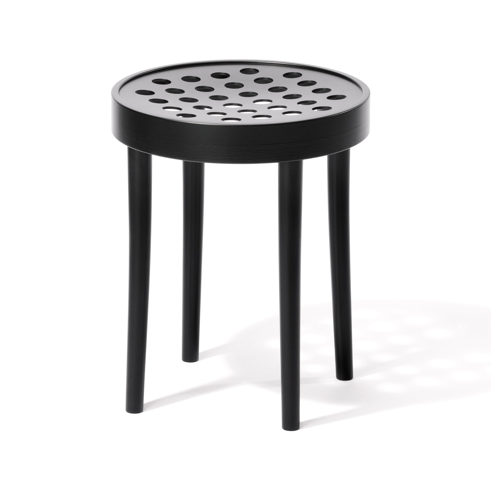 822 Stool
