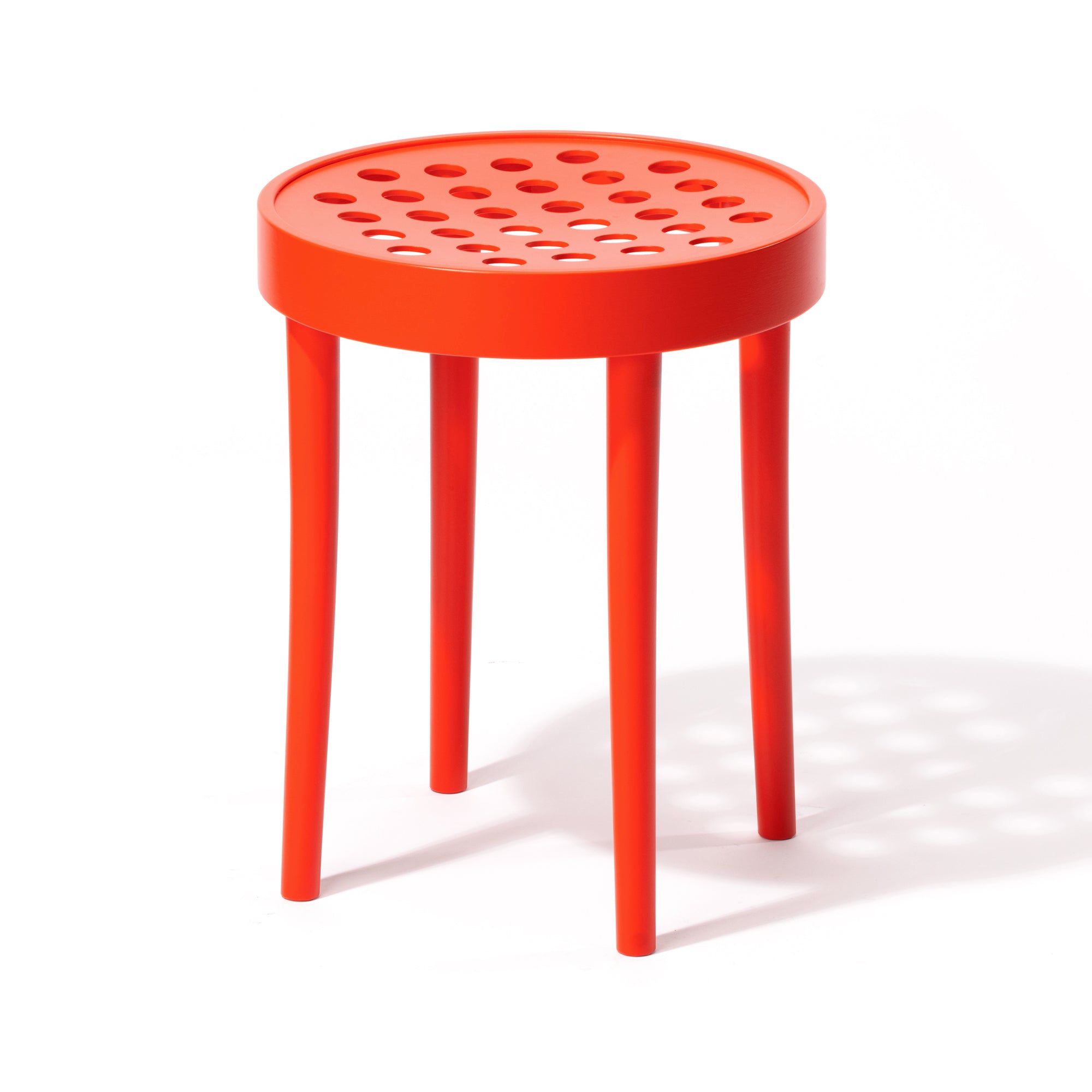 822 Stool