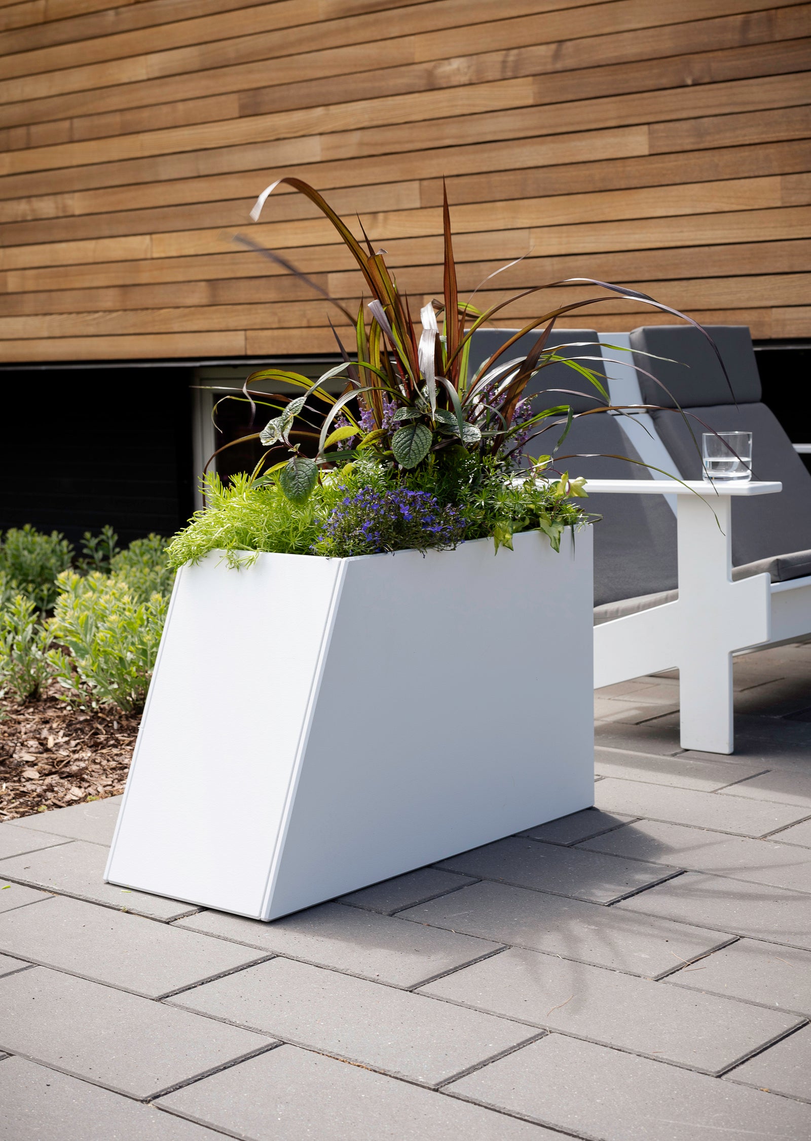 Tessellate Planter — Slope
