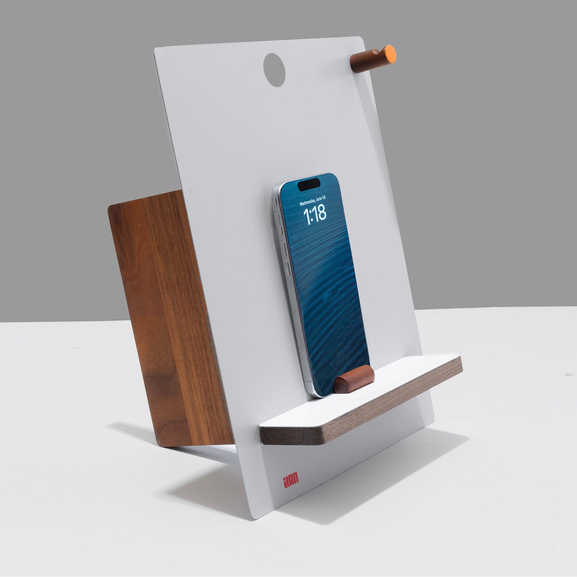 The Easel