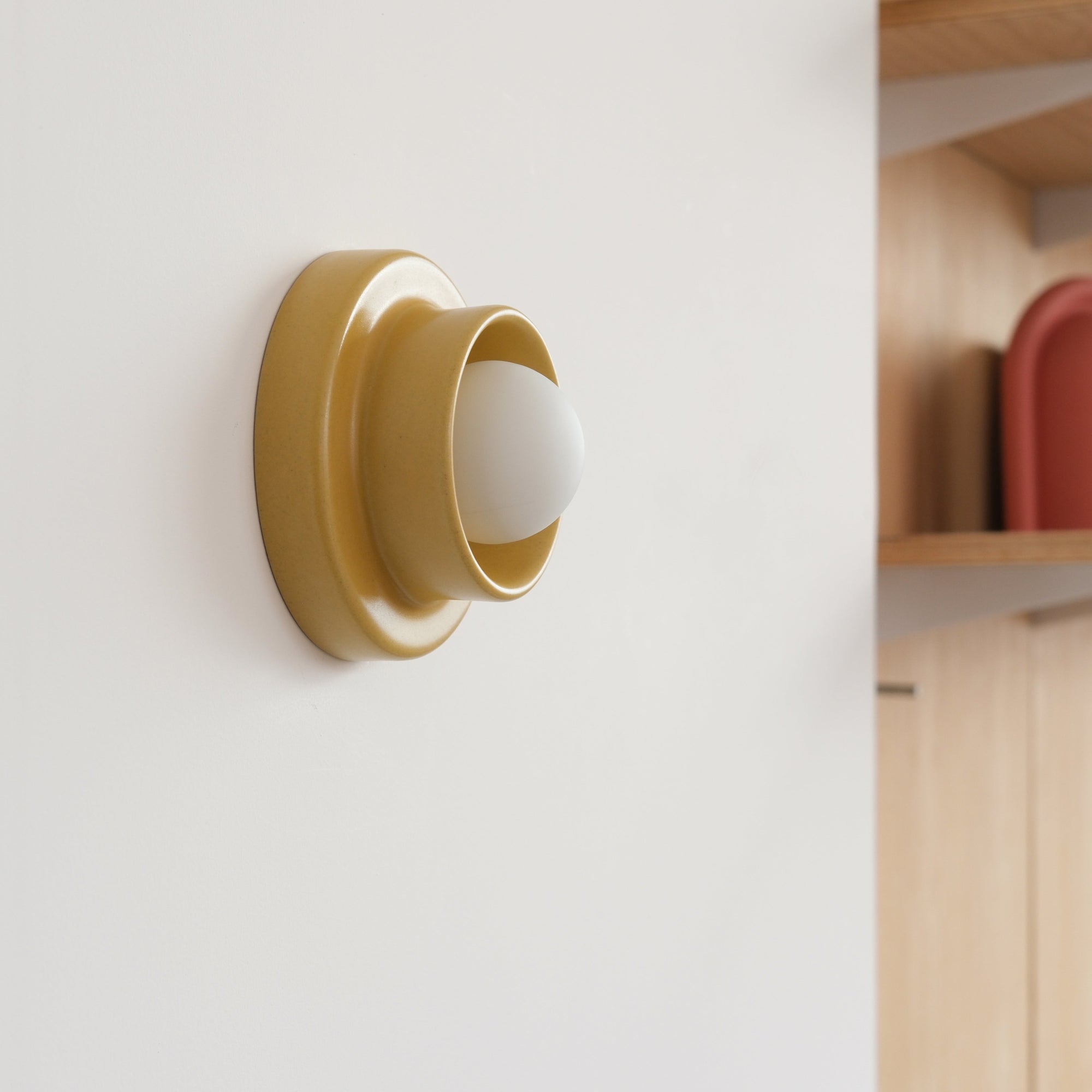 Q Sconce Lamp