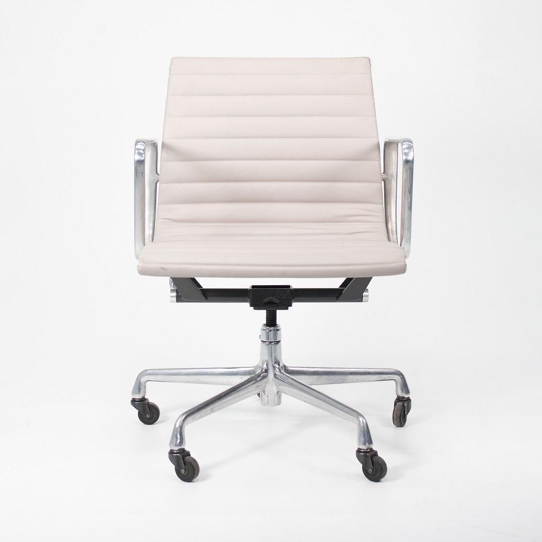 Eames aluminium management best sale